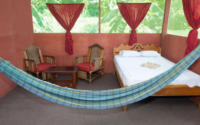 Maniti Expeditions Eco-Lodge