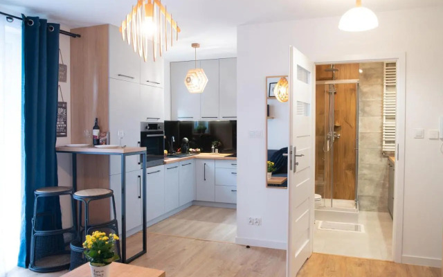 Apartament Niebieski - Okrzei (Garaż, Targi)