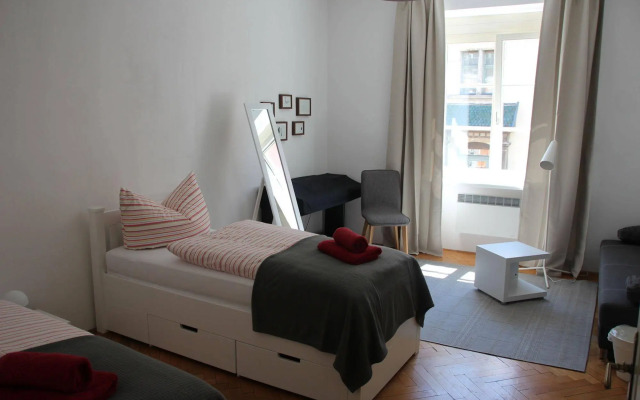 Rooms S14