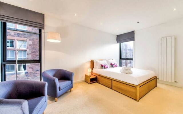 Luxury Quartermile Apart