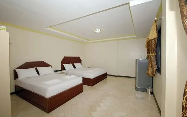 S.R Paradise Beach Resort Hotel