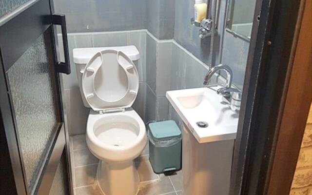 Danyang Factory G Ssang Guest House