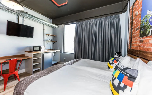 Neighbourgood Castle