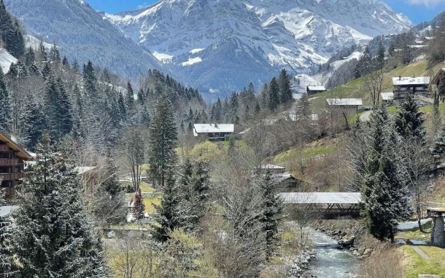 Mountain River Resort