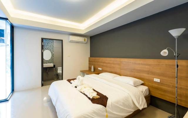 พรนับพันเพลส