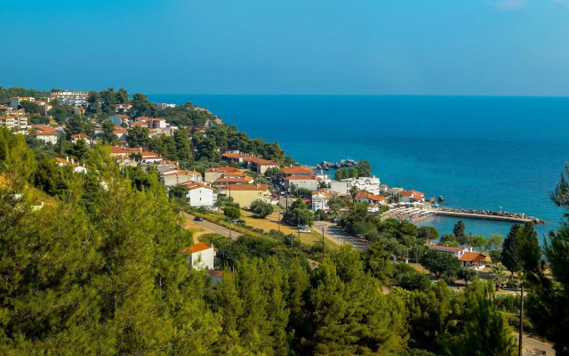 Xenios Loutra Village Beach Hotel