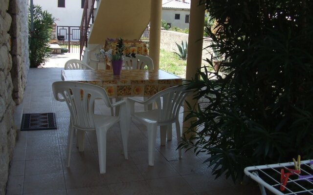 Apartments Luić 4244