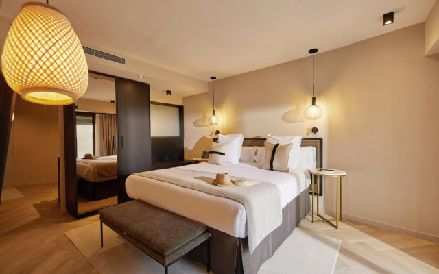 Belle Marivent Petit Hotel