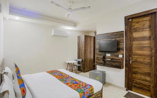 Amrit Residency by OYO Rooms