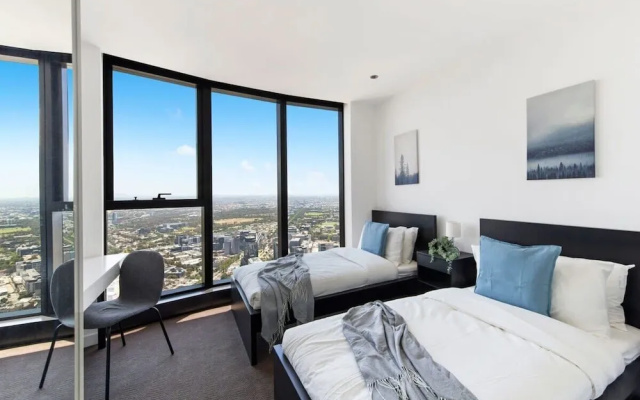 Lovely 3BR Apt With Panoramic Views, Free Parking – Guest Rooms – Melbourne
