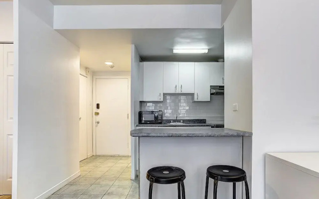 Destination Stays McGill Plaza DT MTL
