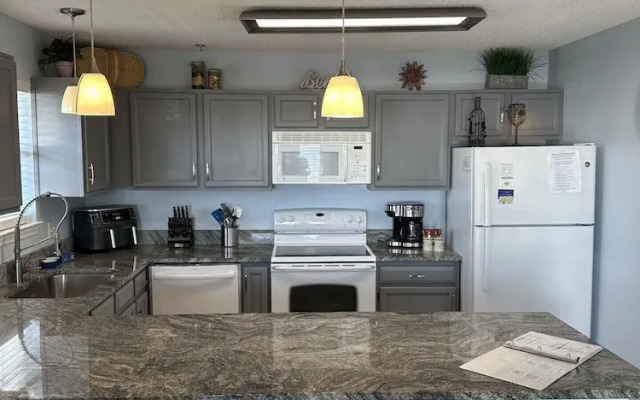 Grand Caribbean East 313