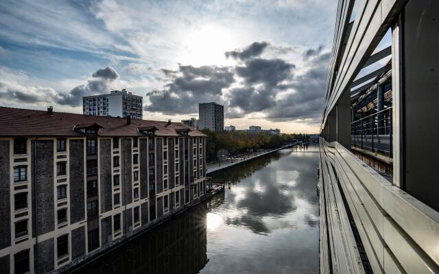 Holiday Inn Express Paris-Canal de la Villette, an IHG Hotel