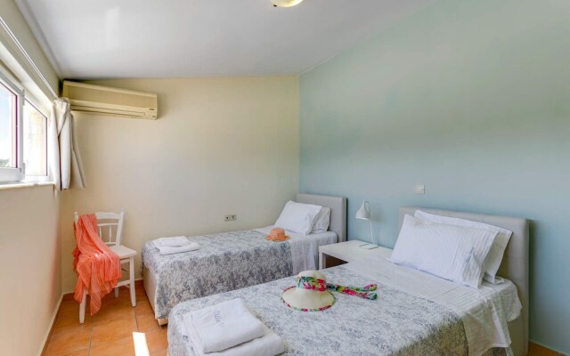 Longobardi Sea Front Villa Chania Greece