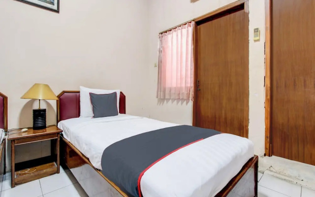 OYO 1751 Hotel Trihadhi