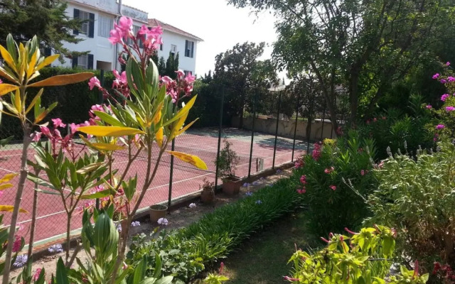 Apartment in Antibes With Shared Pool