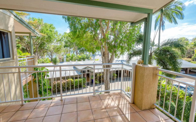 Turtle Cove Beach Resort - Adults Only