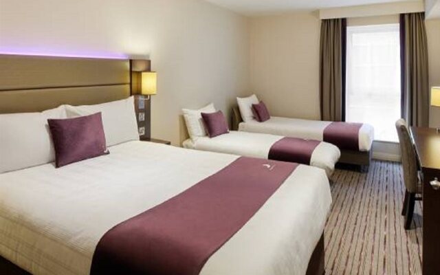 Premier Inn Glasgow East Hotel