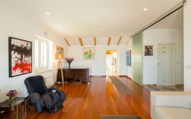 Hedera Estate Hedera A16