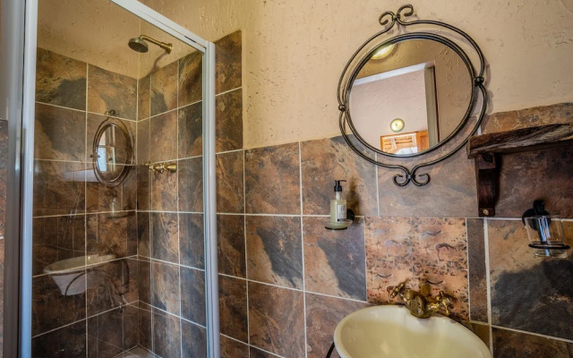 Grassland Safari Lodge