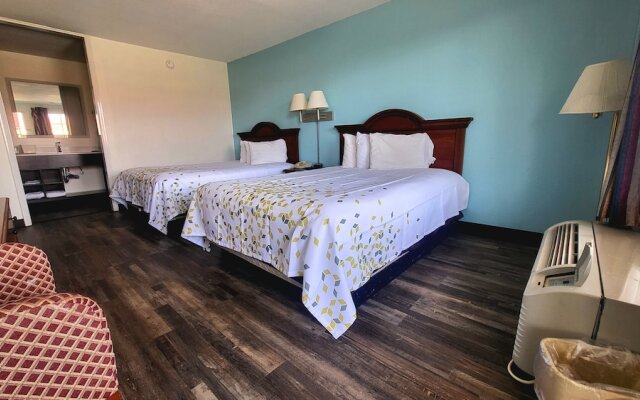 Greeneville Inn and Suites
