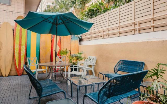 Polynesian Beach Club Hostel