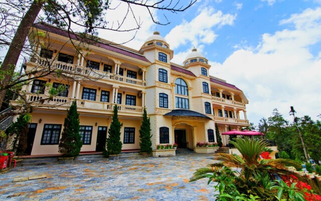 Lacasa Sapa Hotel