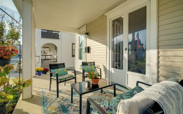 Walk to Beach: Dog-friendly Ventnor City Retreat!