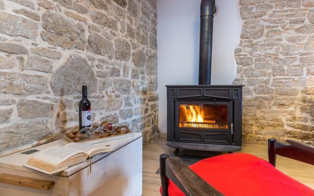 Honeymoon House Eufemia