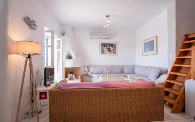 Overlooking Sea Maisonette With BBQ For 7 Ppl