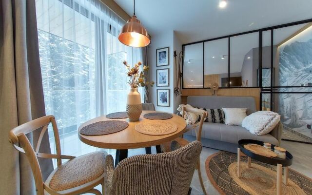 Tatra Square Apartments