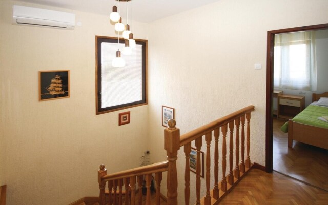 Stunning Home in Medulin With Wifi and 4 Bedrooms