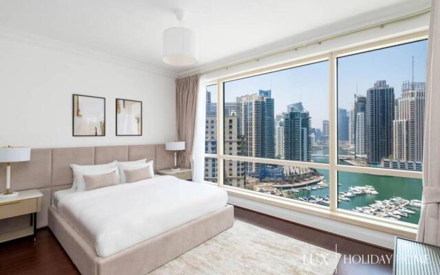 LUX - Ultimate Marina View Deluxe Suite