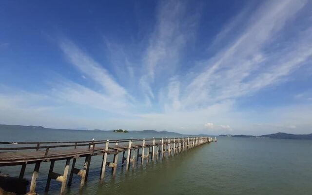 Jansom Beach Resort Ranong