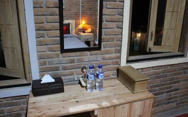Omah Kulon Cabins and Pool