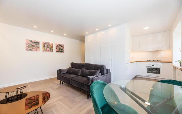 MARIUS 11 APARTMENT, By Cohost