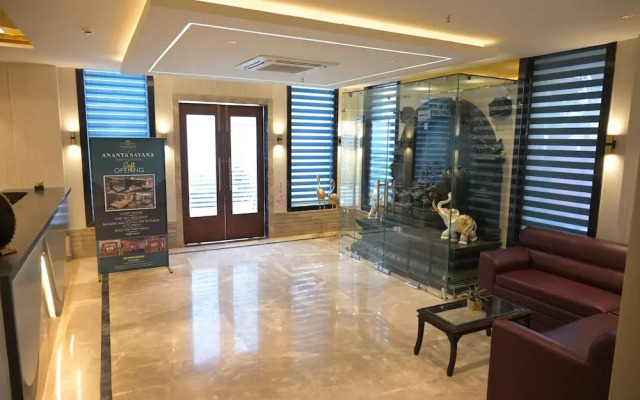 Hotel Ananta Sayana