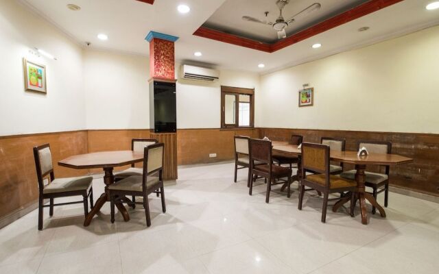 Hotel Hanuwant Palace