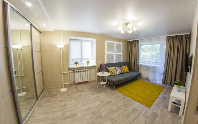 Apartment in the center on Pochtovaya 25