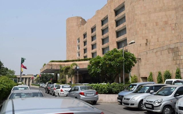 Hotel Samrat
