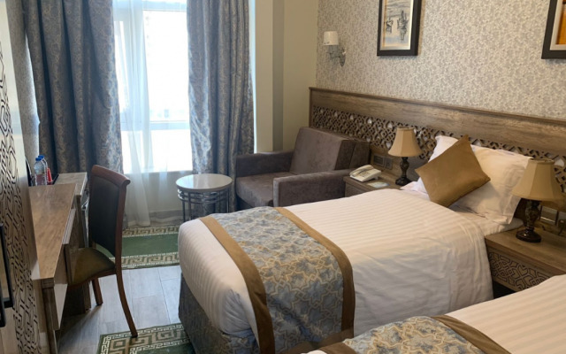 Azka Al Maqam Hotel
