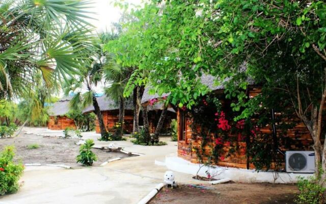 Changani Beach Cottages