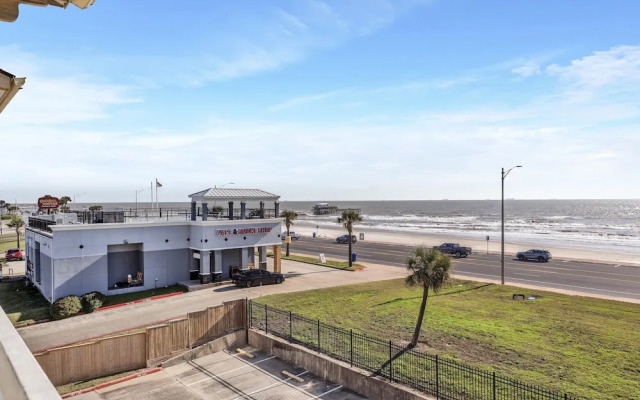 The Victorian Condos