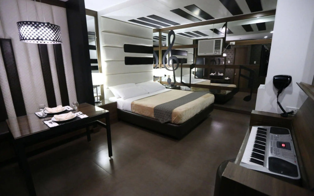 Kape Hotel
