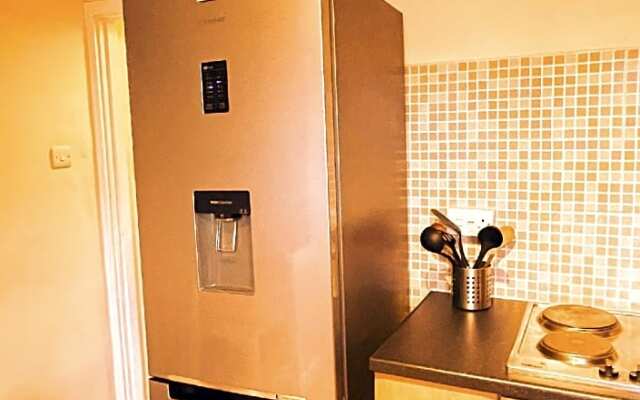Borden Terrace by Kasar Stays