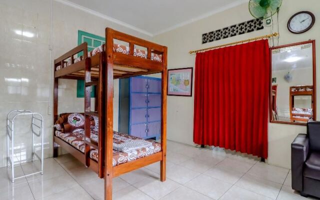 Bahagia Sederhana Homestay by ZUZU