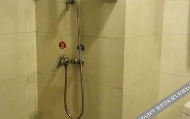 Dongxing Hotel