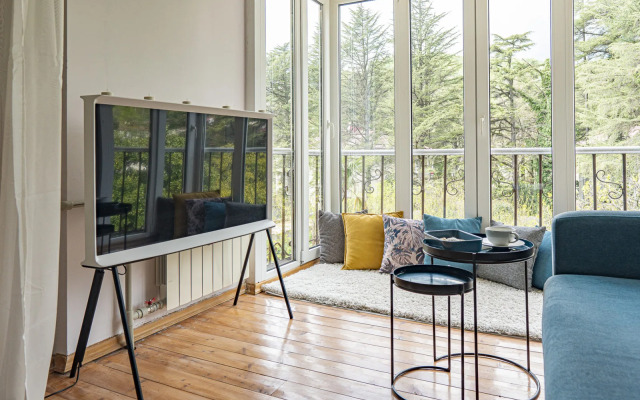 Апартаменты Капри Хаус на 50 лет СССР