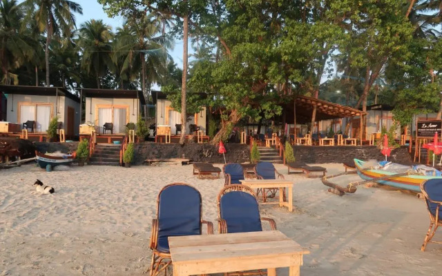 Enosh Palolem Residency