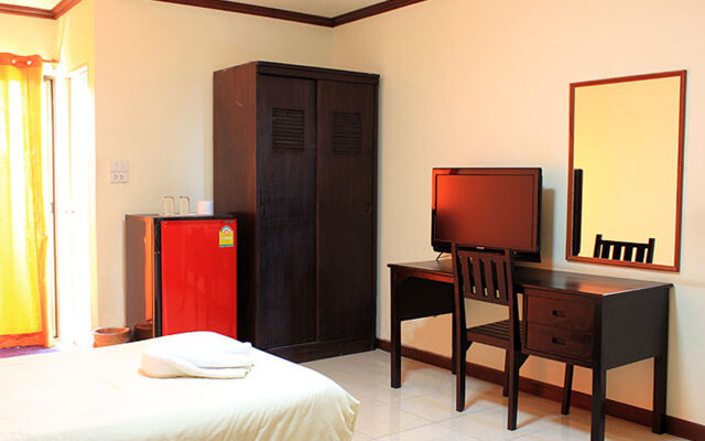 B.P Grand Service Apartment Chiang Mai